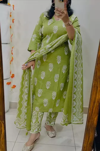 Floral Printed Pure Cotton V Neck Kurta Trouser & Dupatta Set