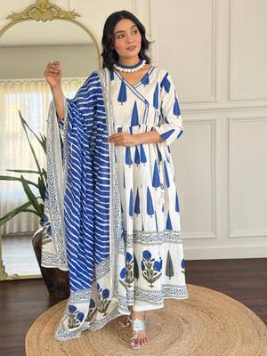 Floral Printed Pure Cotton V Neck Kurta Trouser & Dupatta Set 1