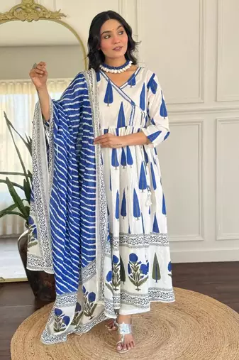 Floral Printed Pure Cotton V Neck Kurta Trouser & Dupatta Set