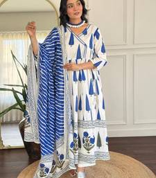 Floral Printed Pure Cotton V Neck Kurta Trouser & Dupatta Set