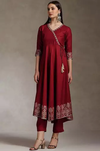 Maroon rayon embroidered kurta set