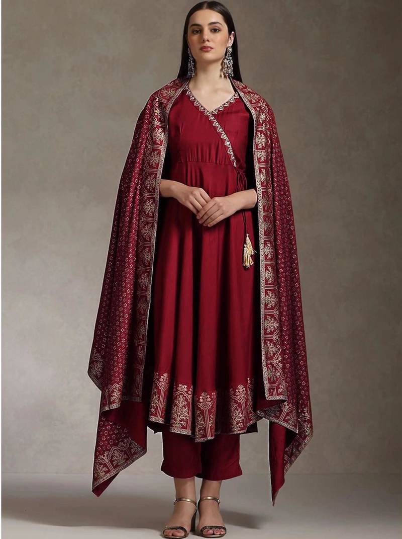 Maroon rayon embroidered kurta set