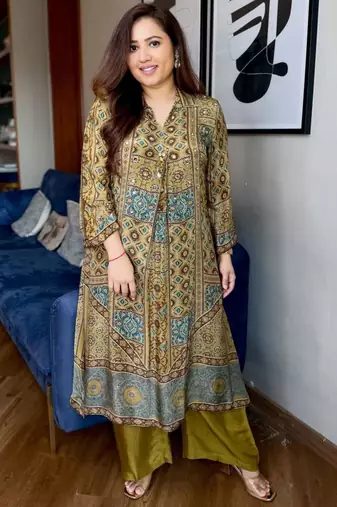 Olive crepe plain palazzo set