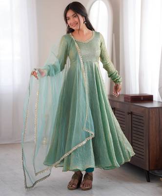 Light-green silk blend mirror work flared gown set 2