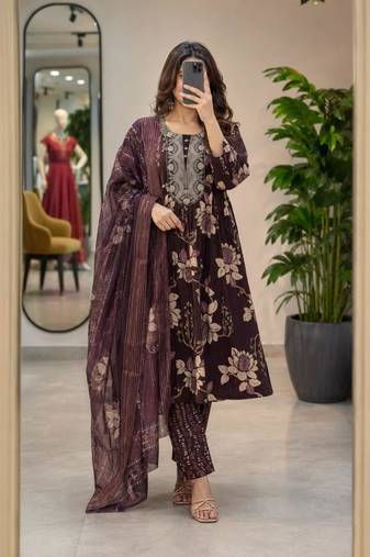 Wine silk blend printed kurta set