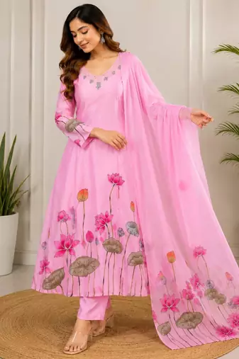 Pink silk blend embroidered kurta set