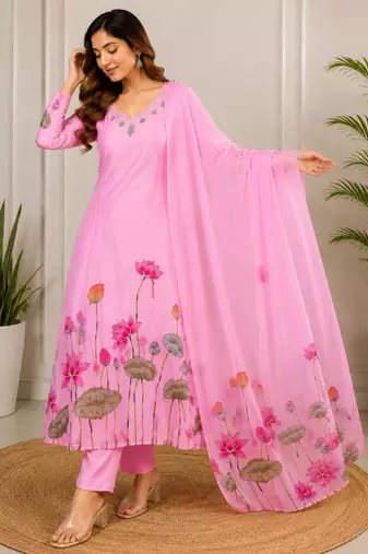 Pink silk blend embroidered kurta set