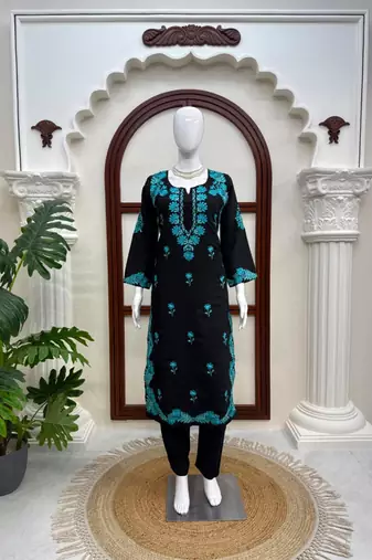 Black silk blend embroidered kurta set