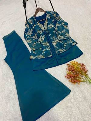 Teal crepe embroidered kurta set 3