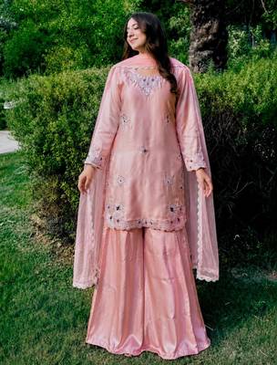 Pink silk blend embroidered palazzo set 2