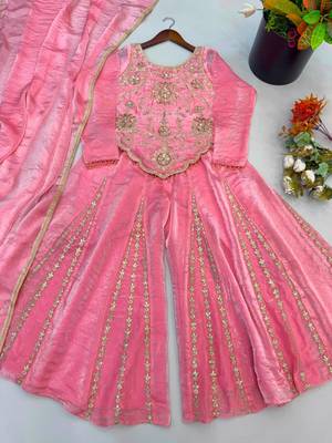 Pink silk blend embroidered sharara set 3