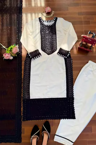 Off-white crepe embroidered kurta set