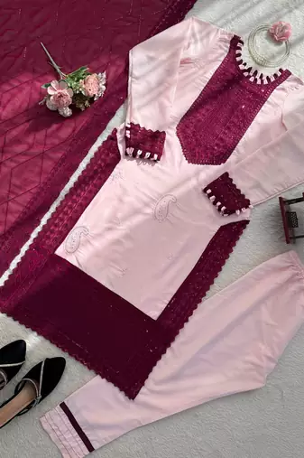 Light-baby-pink crepe embroidered kurta set