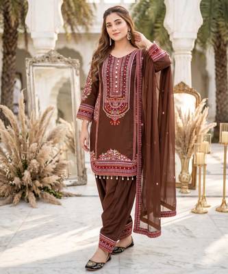 Brown chanderi embroidered farshi salwar set 3