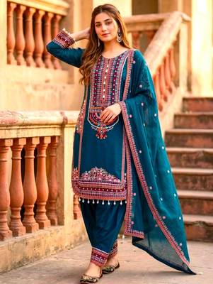 Teal chanderi embroidered farshi salwar set 4
