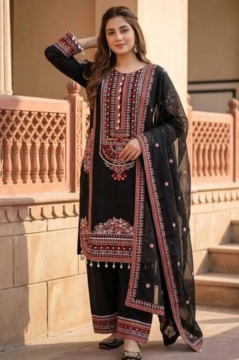 Black chanderi embroidered farshi salwar set