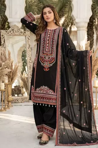 Black chanderi embroidered farshi salwar set