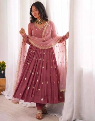 Onion-pink faux georgette embroidered anarkali set 3