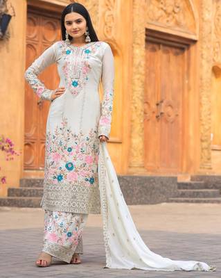White silk blend embroidered palazzo set 2