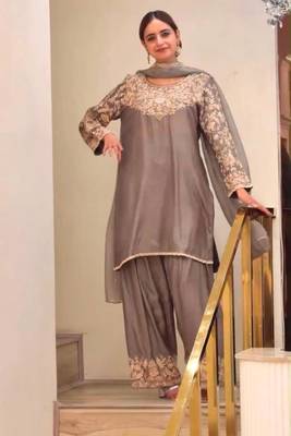 Grey silk blend embroidered palazzo set 1