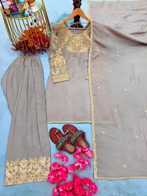 Grey silk blend embroidered palazzo set 3