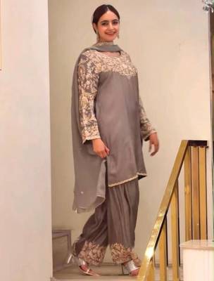 Grey silk blend embroidered palazzo set 4