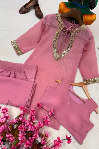 Onion-pink silk blend embroidered palazzo set