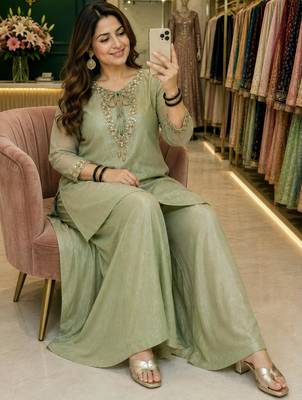 Light-green silk blend embroidered palazzo set 4