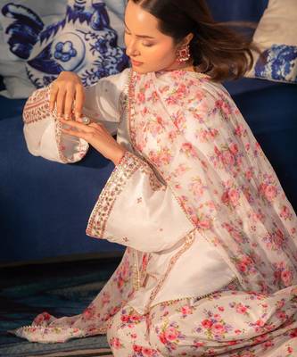 White crepe embroidered farshi salwar set 2