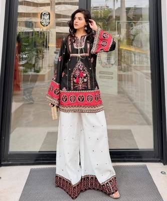 Black cotton poly embroidered palazzo set 3