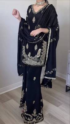 Black silk blend embroidered palazzo set 3