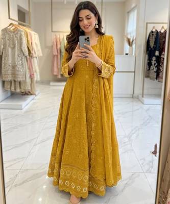 Dark-yellow faux georgette embroidered flared gown set 3