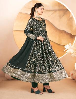 Dark-green georgette embroidered anarkali set 3