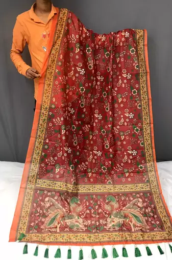 maroon color kalamkari prints contrast pallu cotton blend saree