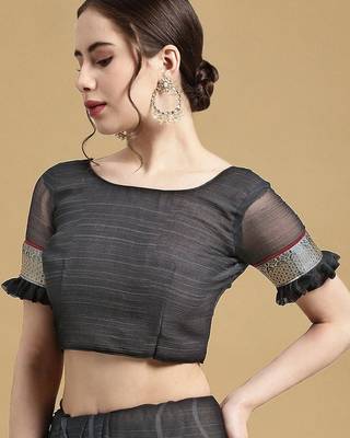 Women's black chiffon geomatric print chiffon saree with blouse 5