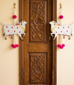 handcrafted pompom beads cow hanging door and home decorative hanging (pack of 6)