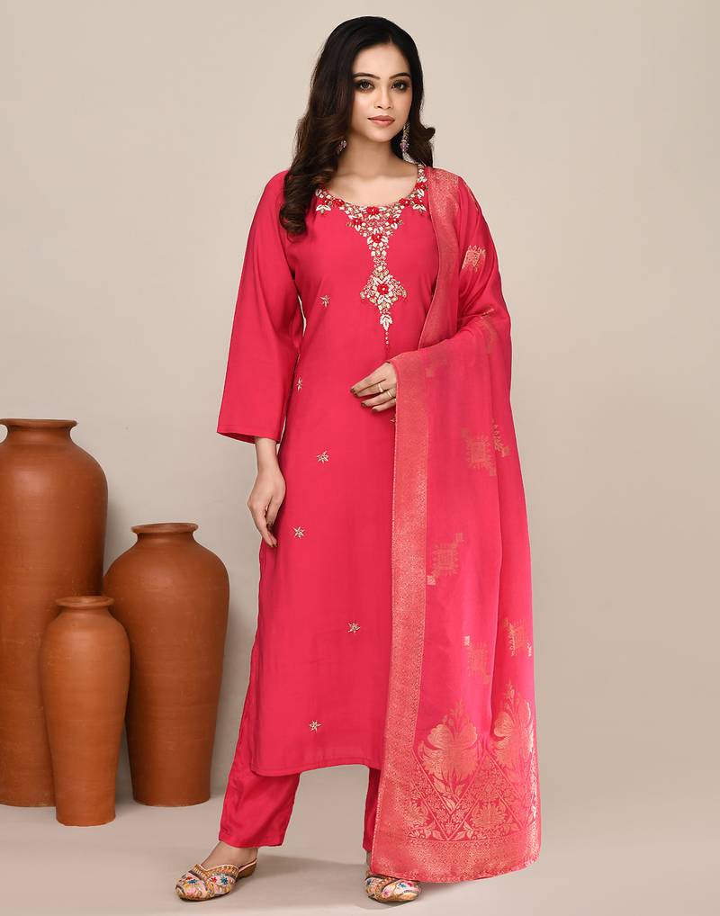 Pink chanderi embroidered kurta set