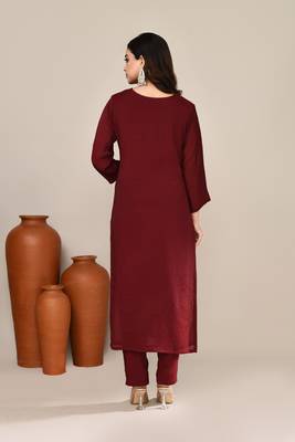 Maroon chanderi embroidered kurta set 3