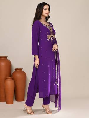 Violet viscose embroidered kurta set 2