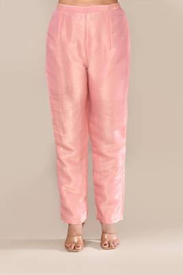 Pink shimmer embroidered kurta set 4