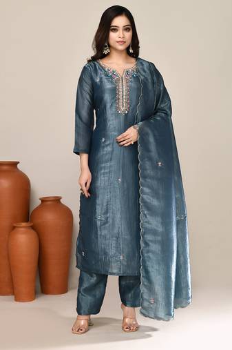 Grey shimmer embroidered kurta set