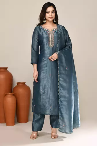 Grey shimmer embroidered kurta set