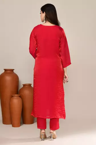 Magenta satin embroidered kurta set