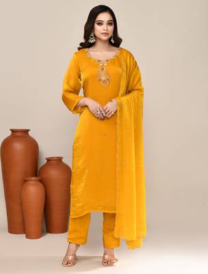Yellow satin embroidered kurta set 1