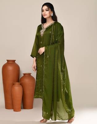 Mehendi green satin designer kurta set 2