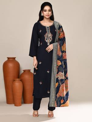 Navy blue satin festive kurta set 1