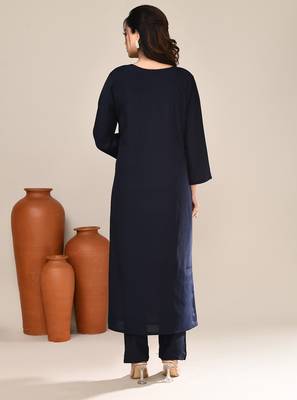 Navy blue satin festive kurta set 3