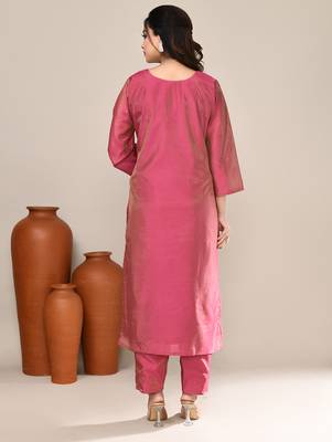 Pink cotton embroidered kurta set 3