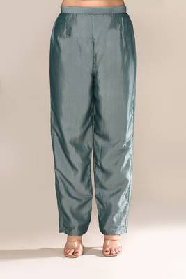 Grey satin embroidered kurta set 4