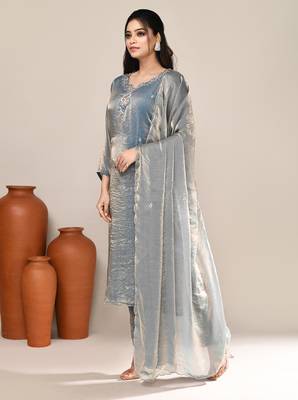 Blue satin embroidered kurta set 2